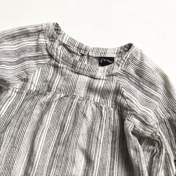 Artclass stripe embroidered sleeve dress EUC 2T - Picture 2 of 6